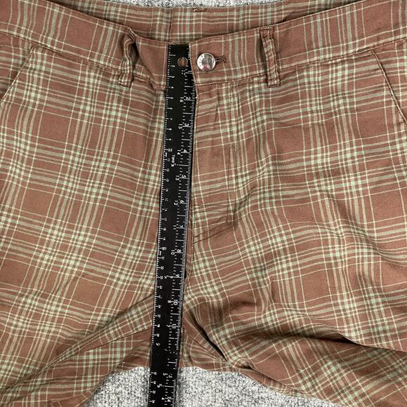 Patagonia Shorts Mens 32 Brown Plaid Casual Outdoor Hiking Classic Summer - Picture 4 of 9